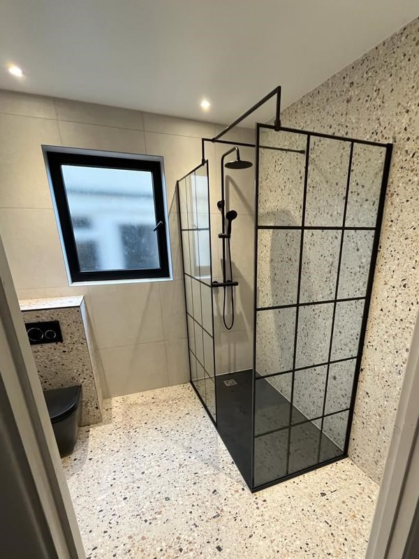 walk in shower fitters in Sunbury on Thames